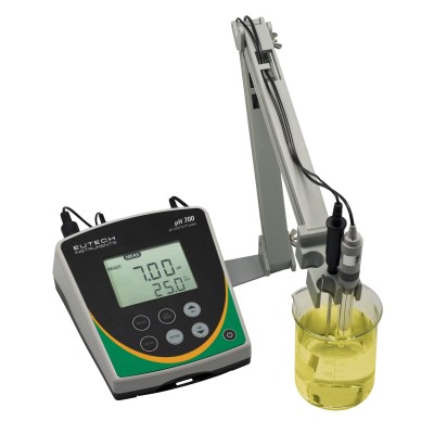 pH 700 Meter (ph/ORP/Temp) With pH Electrode and ATC Probe