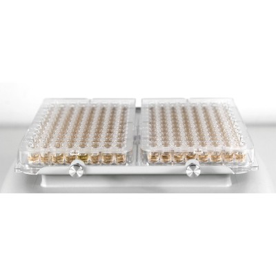 Platform for 4 microplates